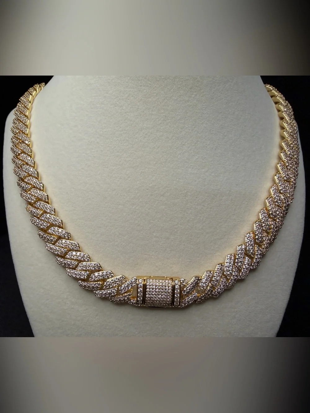 14K Stamped Gold Finish AAA CZ Iced Out Cuban Link 21in 12MM Chain Lock Box